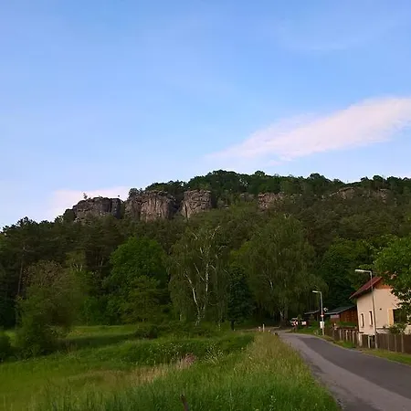 查鲁帕普德德拉斯凯米斯夫特尼凯美酒店 Mnichovo Hradiště